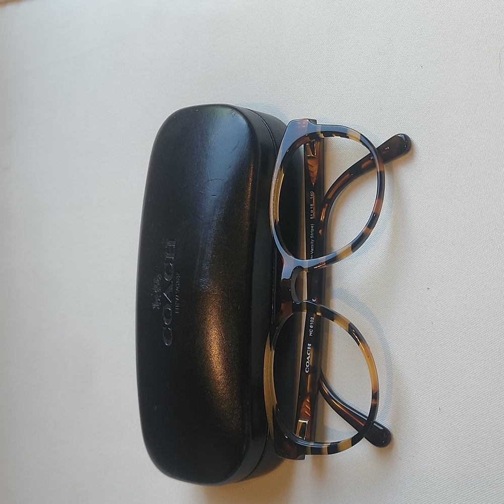 Eyeglasses